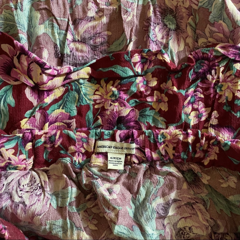 Floral Top - Picture 3 of 3